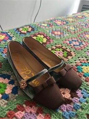 SAM EDELMAN Madi Mary Jane Velvet Rhinestone Flat Shoes - Teal/Brown - Size 7